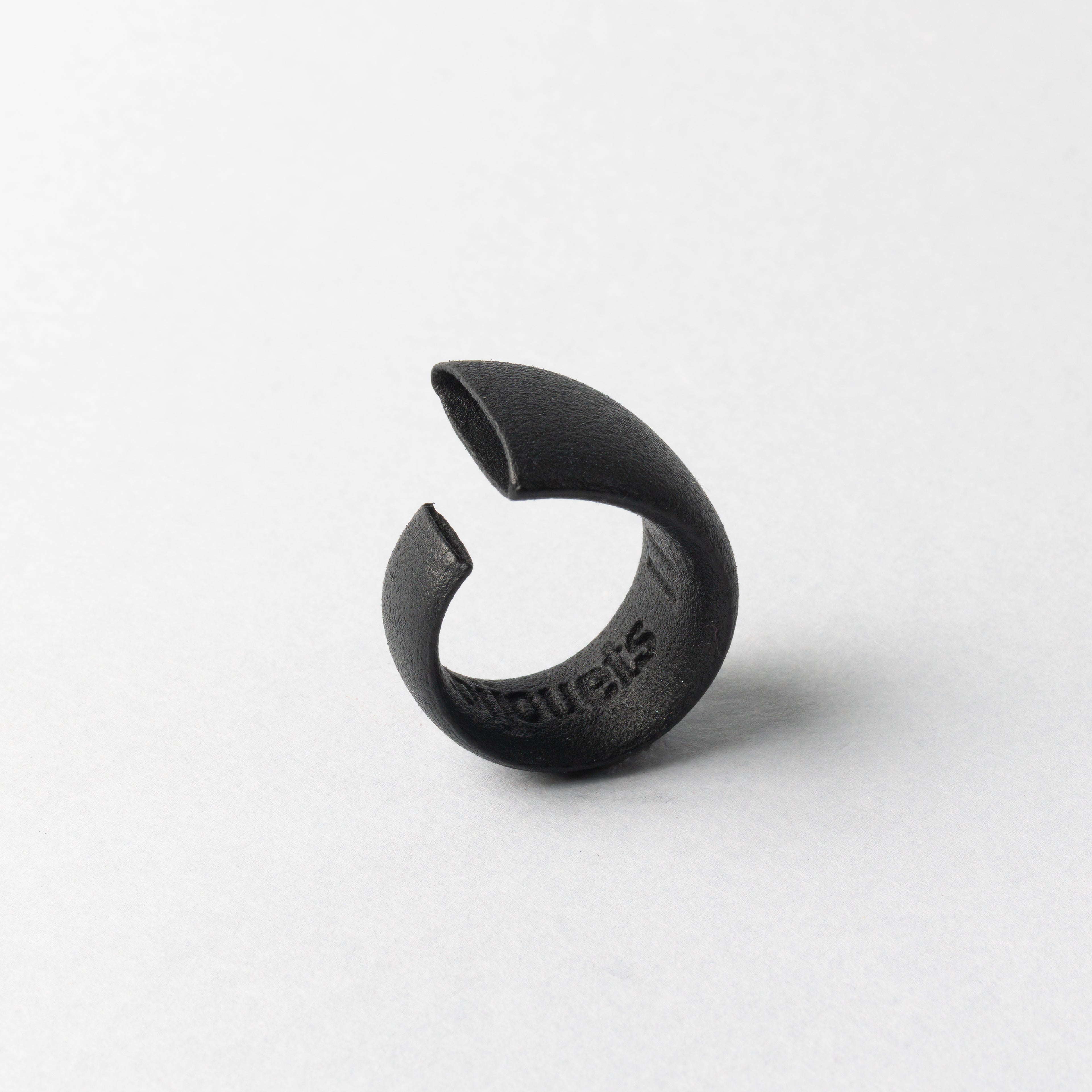 ANELLO_HOSEKI_BLACK_3.jpg