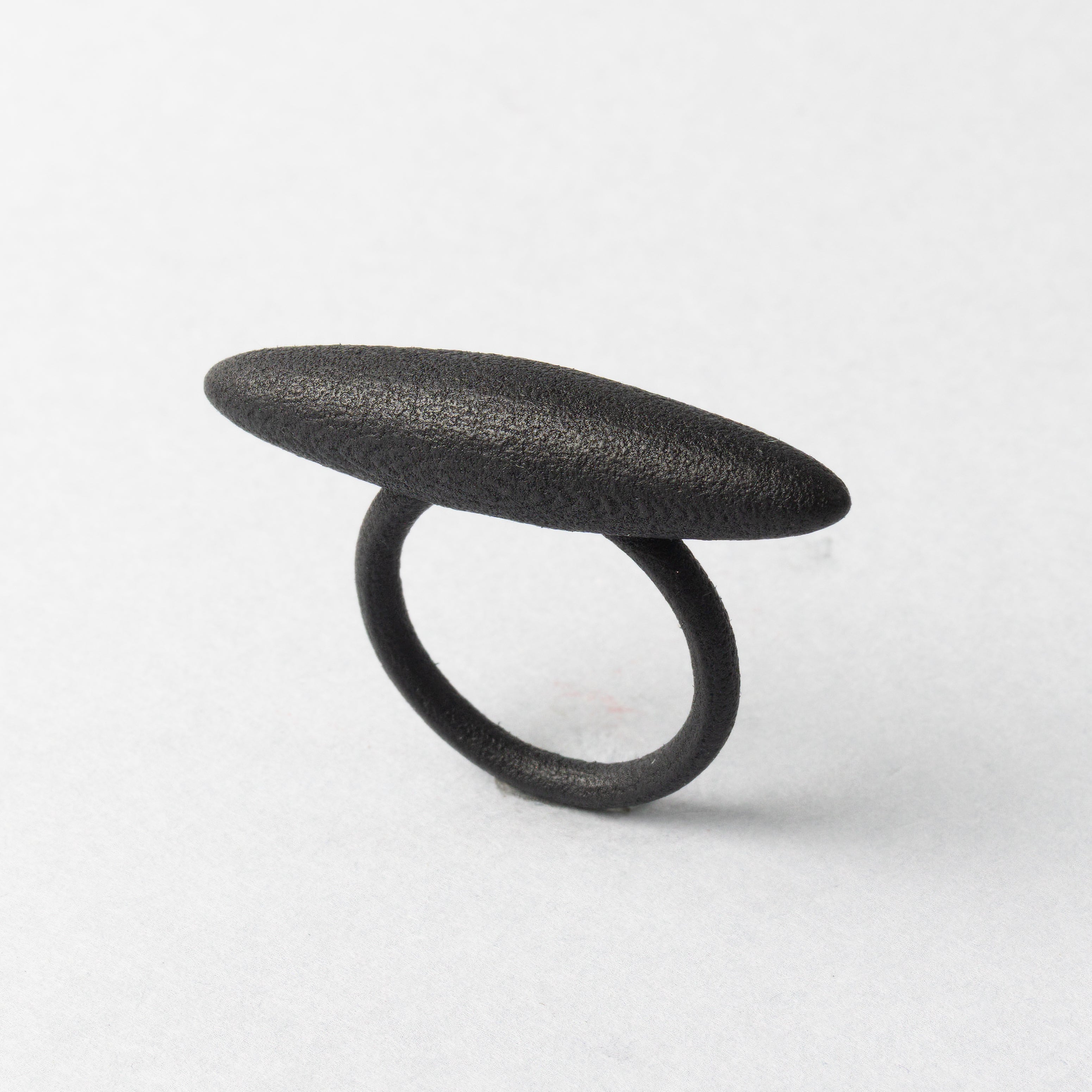 ANELLO_SEMINI_BLACK.jpg
