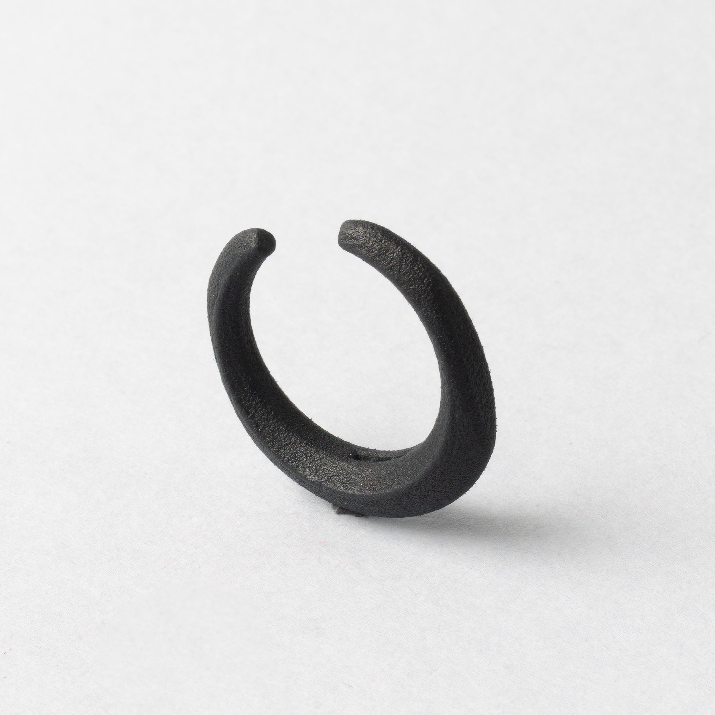 ANELLO_SWEEP_BLACK.jpg