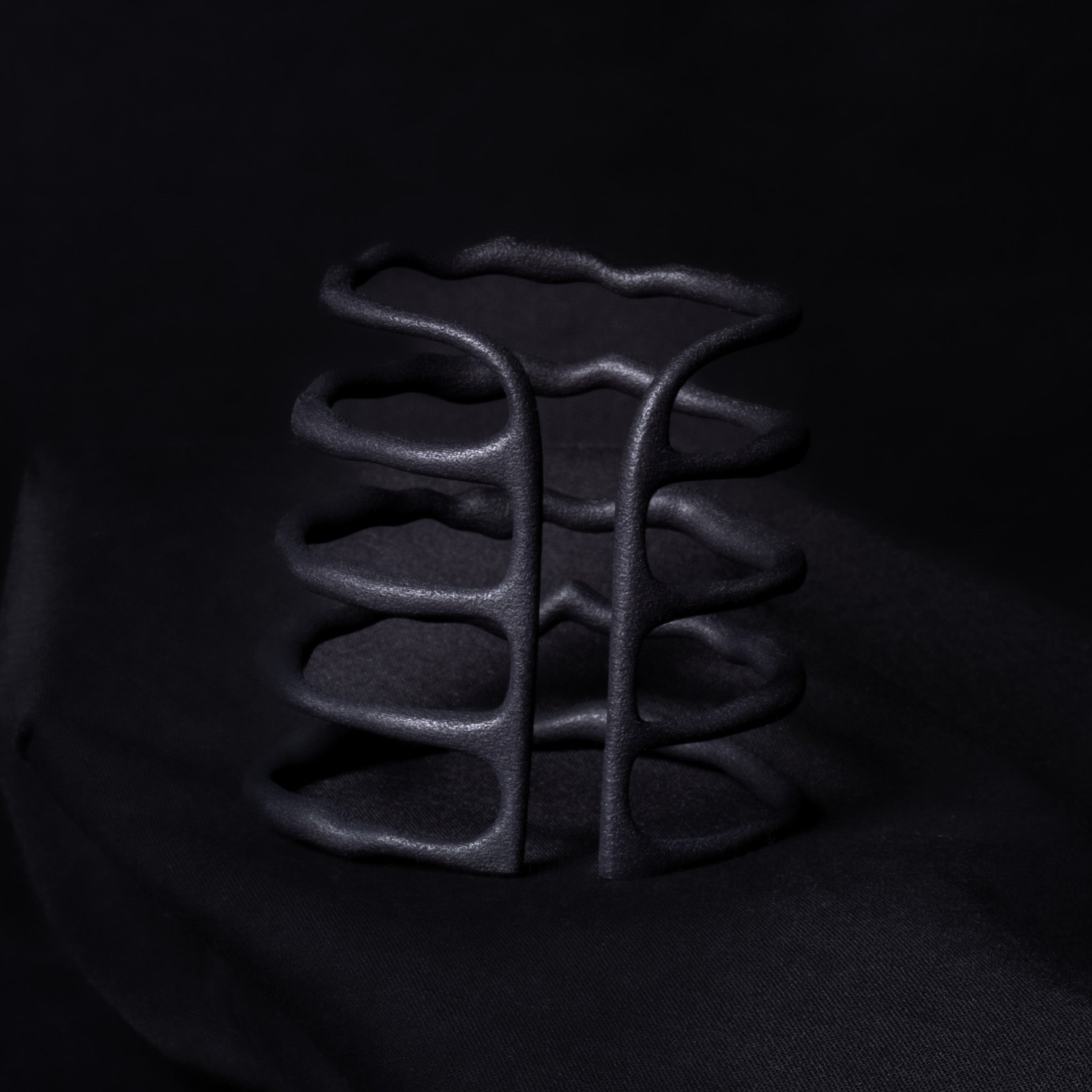 BRACCIALE_MARE_BIG_NERO_SFONDO_NERO.jpg