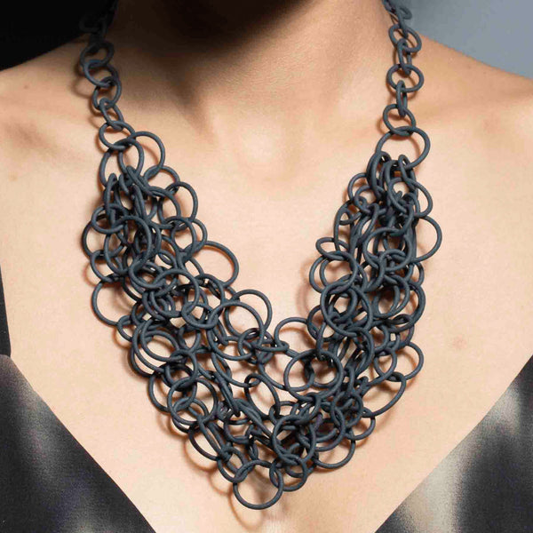 Superleggera Caos – Collana - Indossata 2