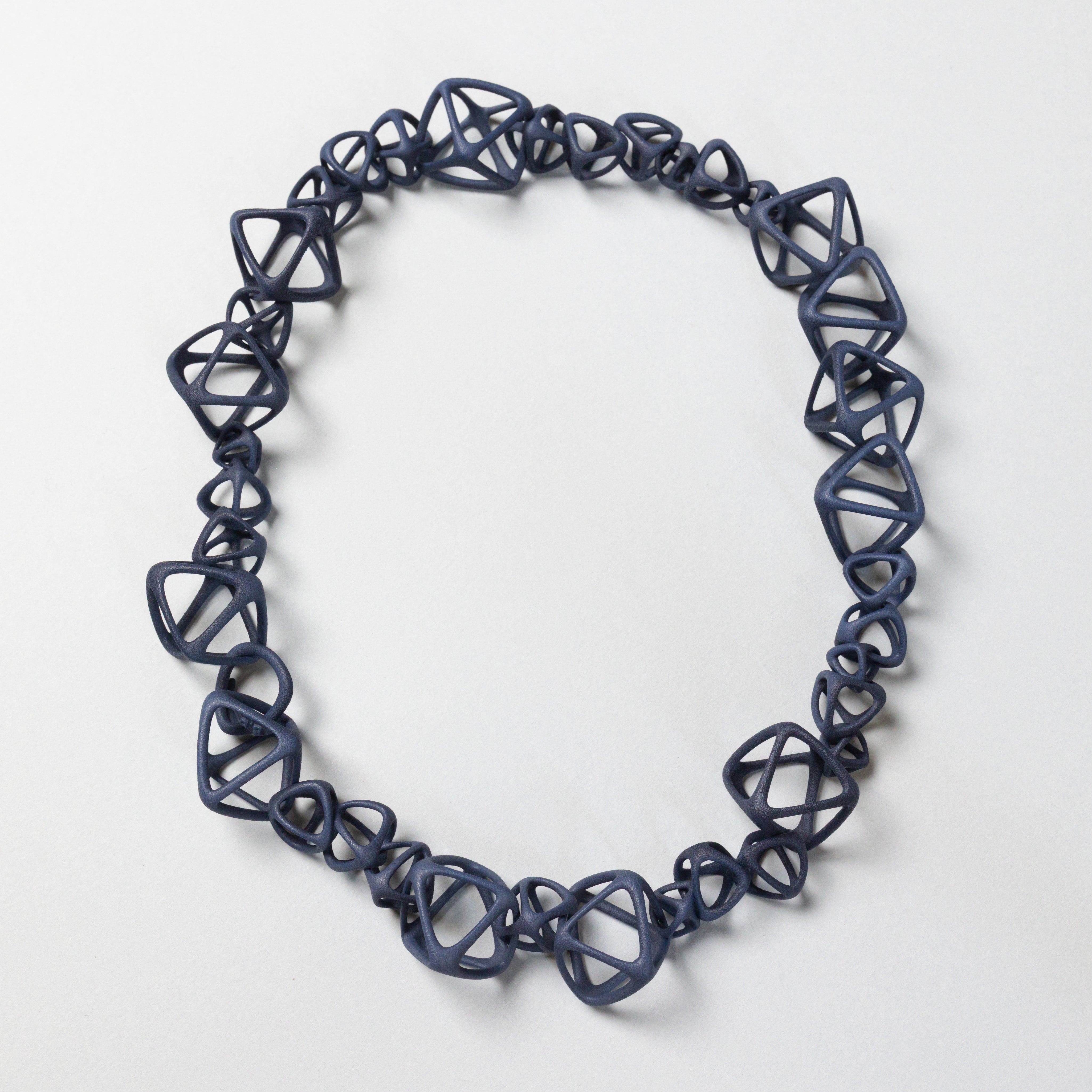 Intrigo Small - Necklace