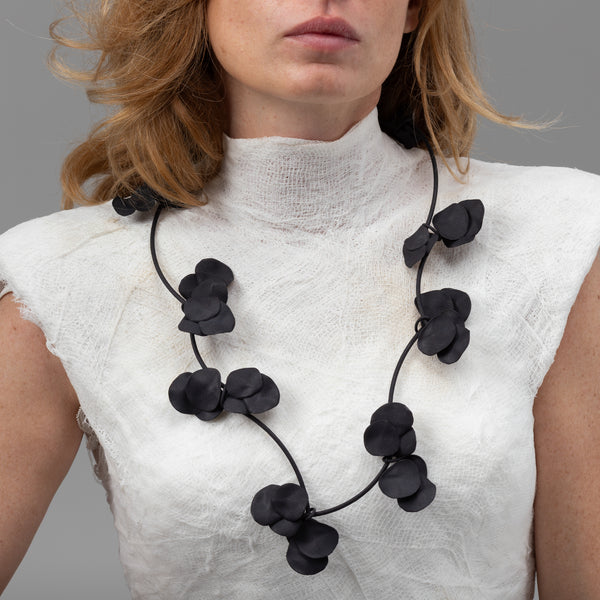 Petali Long – Collana - Indossata 1