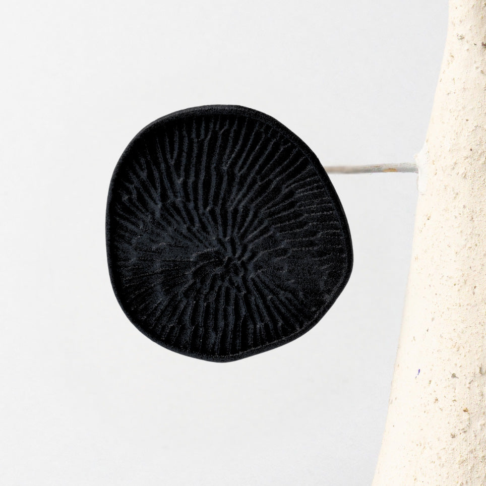 ORECCHINI_MATERIA_BLACK_DETTAGLIO.jpg